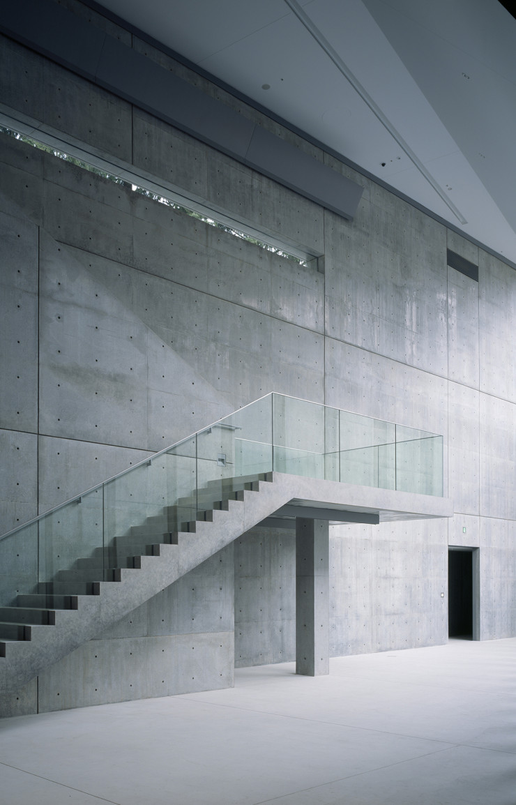 Le Musée 21_21 Design Sight, à Tokyo, créé en 2007 avec Naoto Fukasawa, Taku Satoh et construit par l’architecte Tadao Ando, appartient à la fondation d’art d’Issey Miyake.