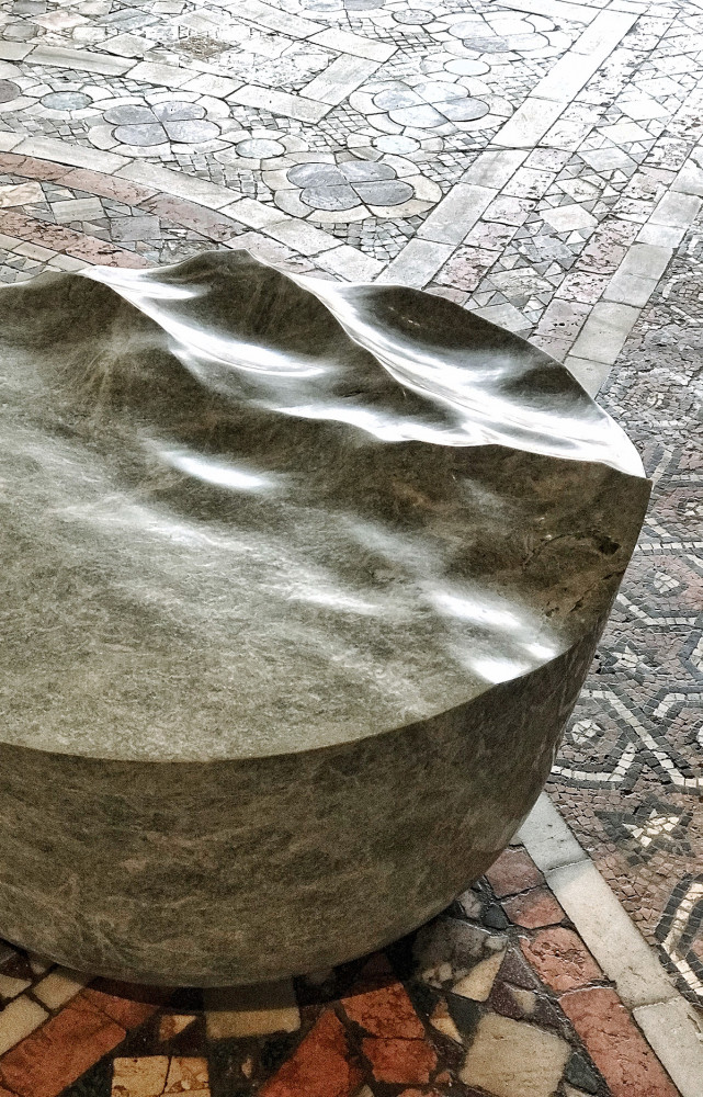 Ocean Memories / Acqua Alta Bowl de Mathieu Lehanneur (2019).