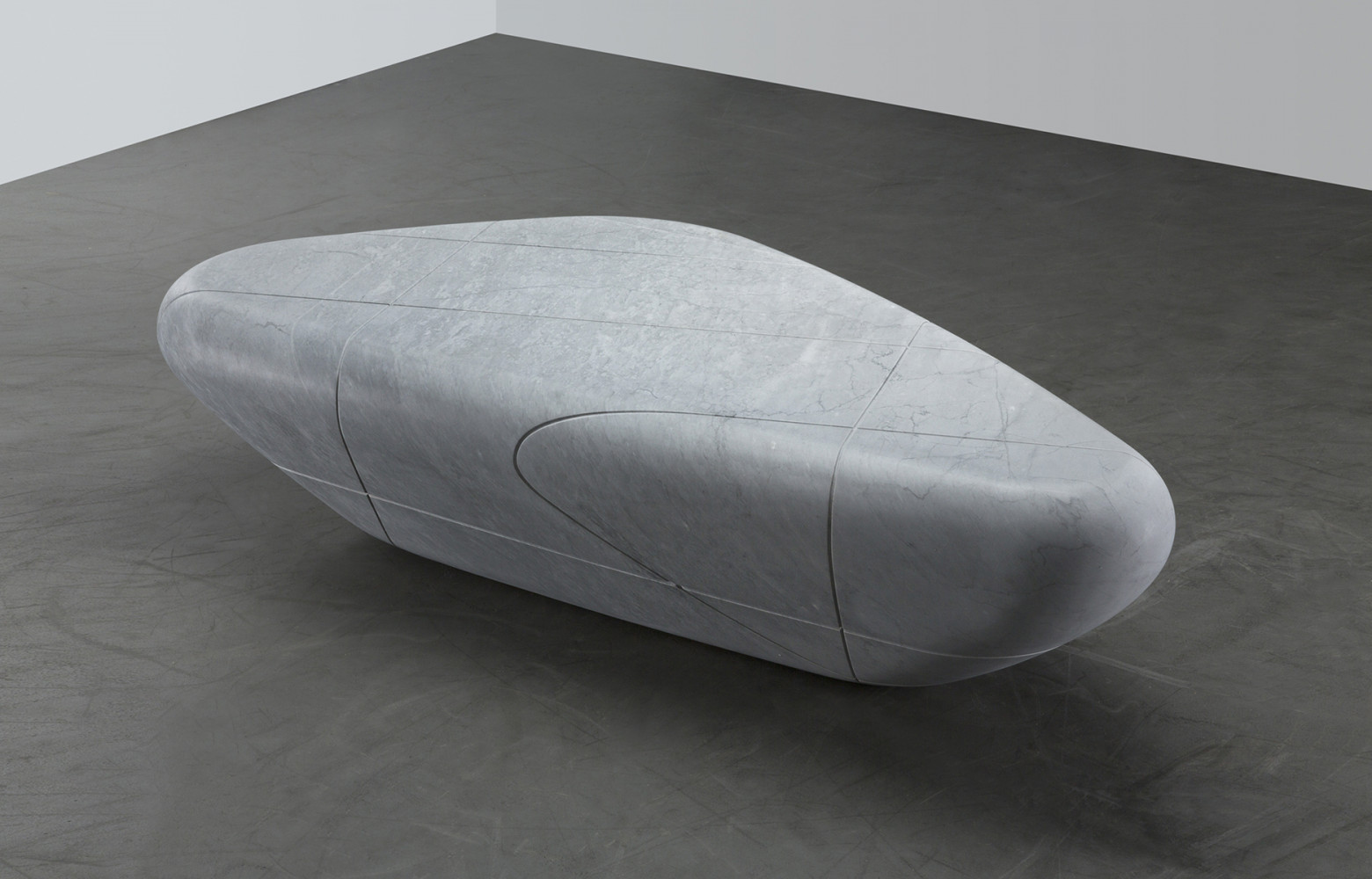 Ditto Low Table de Robert Stadler (2019).