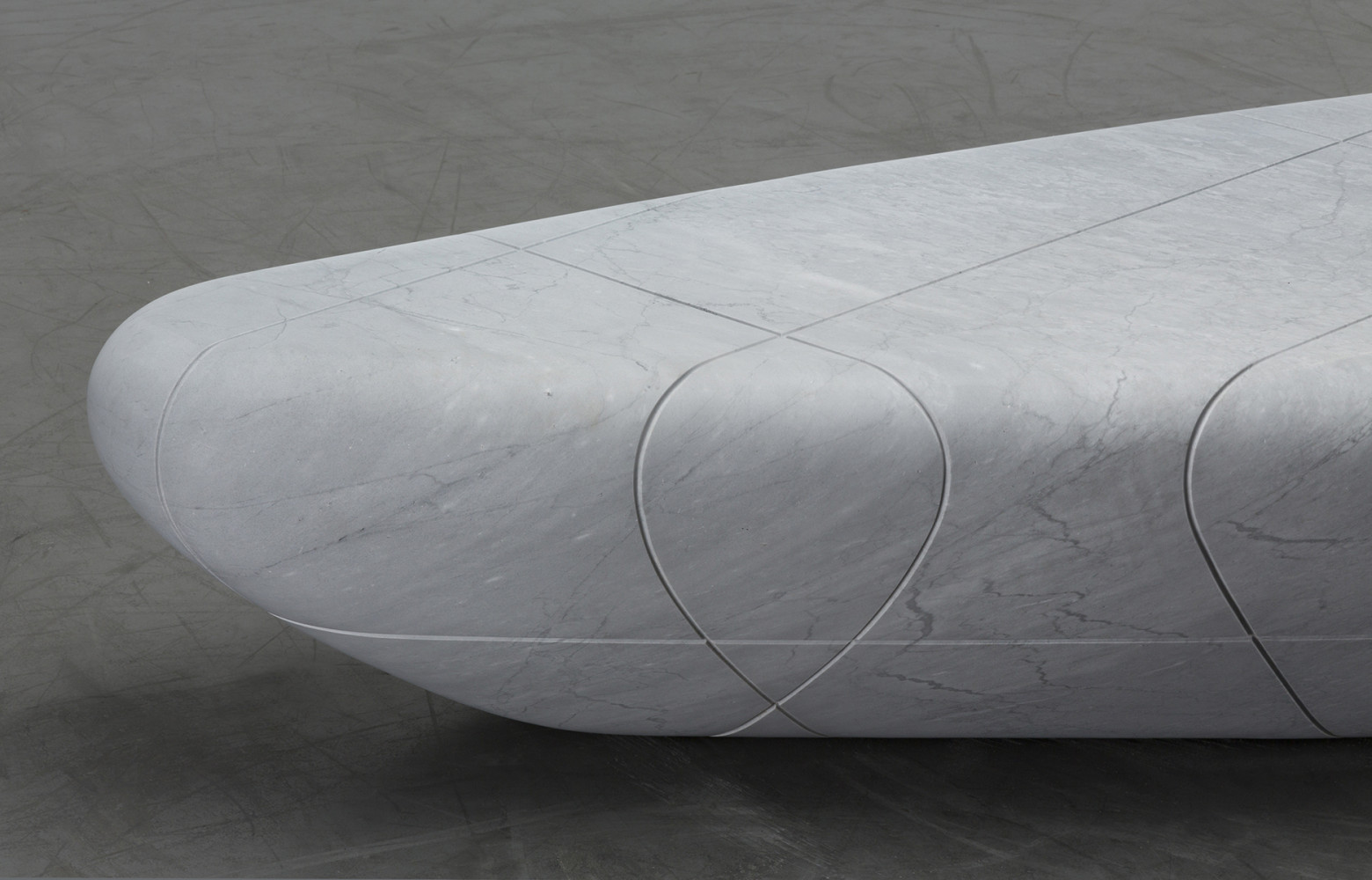 Ditto Low Table de Robert Stadler (2019).