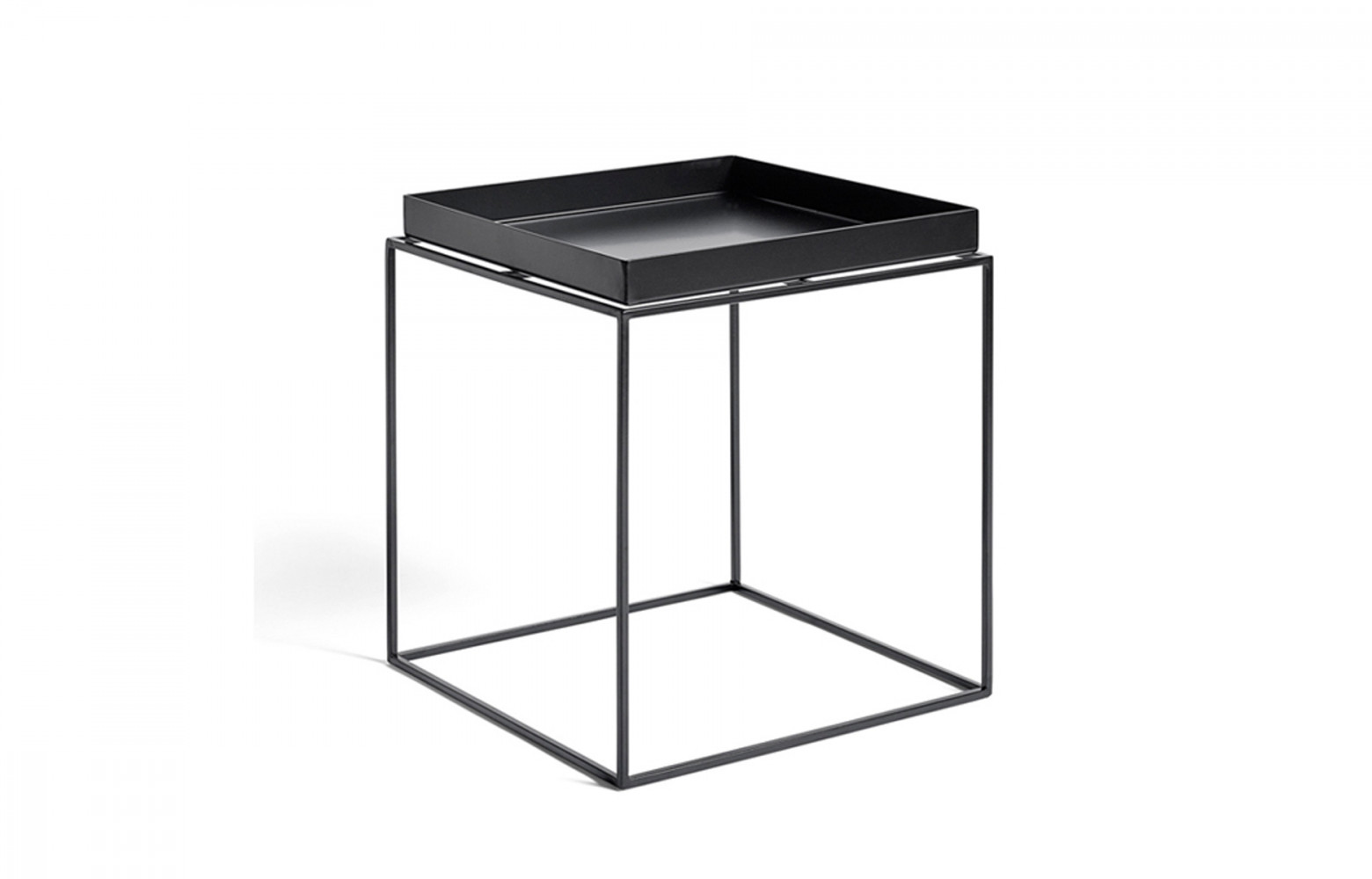 Table d'appoint Tray en acier équipée d'un plateau amovible, design Hay, 175,00 € chez Silvera