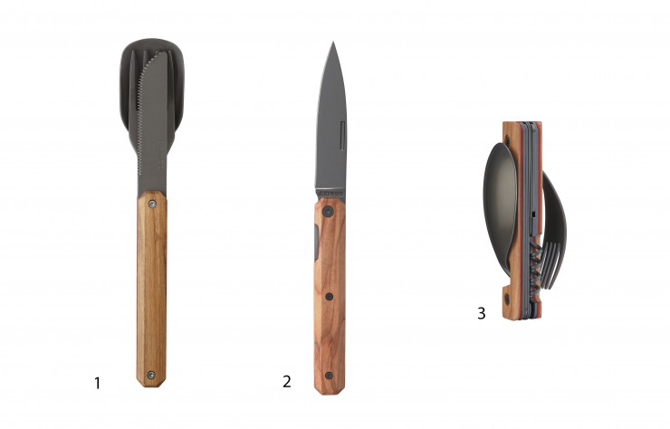 1- Les couverts en bois droits aimantés de la gamme « 12H34 ».2- Le couteau en bois de poche de la collection « 18H07 ».3- Les couverts en bois pliants multifonctions « 13H25 ».