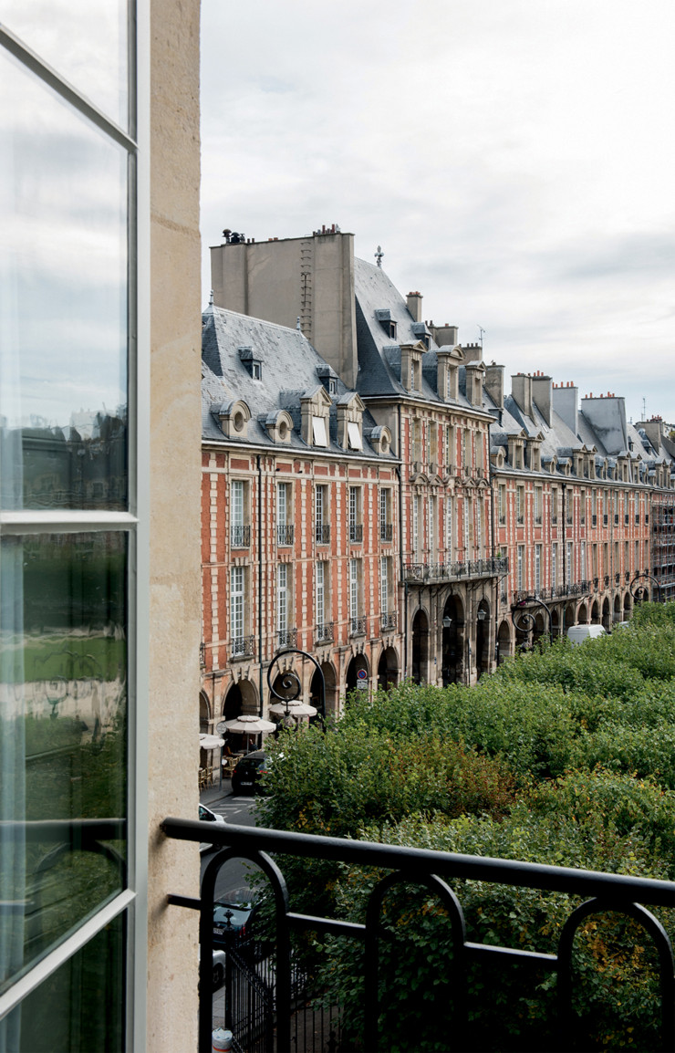 panorama-hotels-paris2-3_2-cour-des-voges-4eme-arr-_ideat