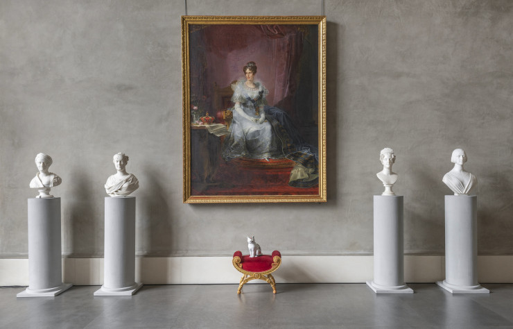 Dans la salle du XIXe siècle, seriez-vous capable de distinguer les oeuvres de Fornasetti ?
