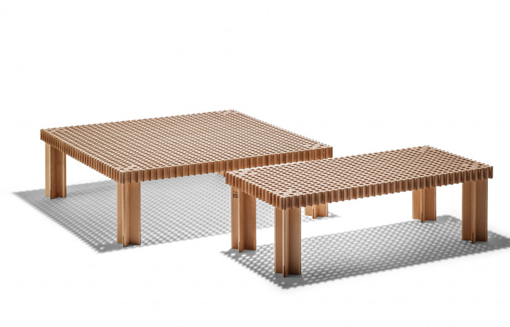 Rééditions de la table basse Kyoto de Gianfranco Frattini en version bois naturel (Poltrona Frau).