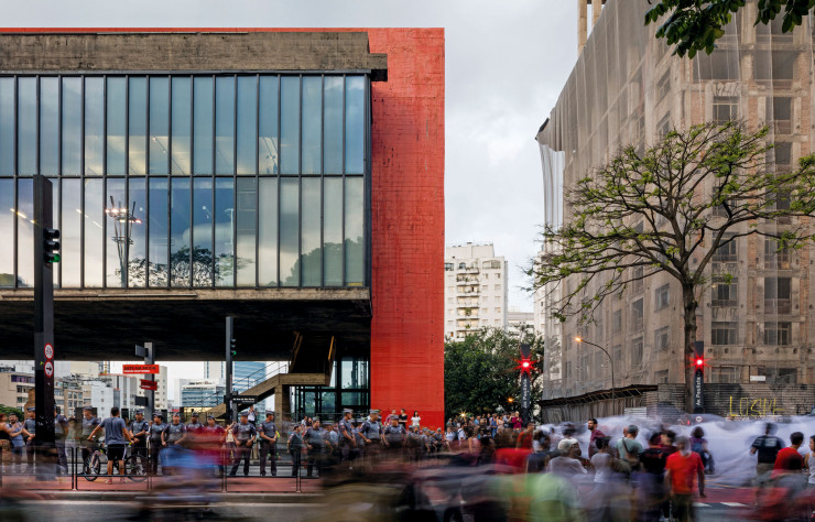 Le MASP, une icône architecturale de São Paulo.