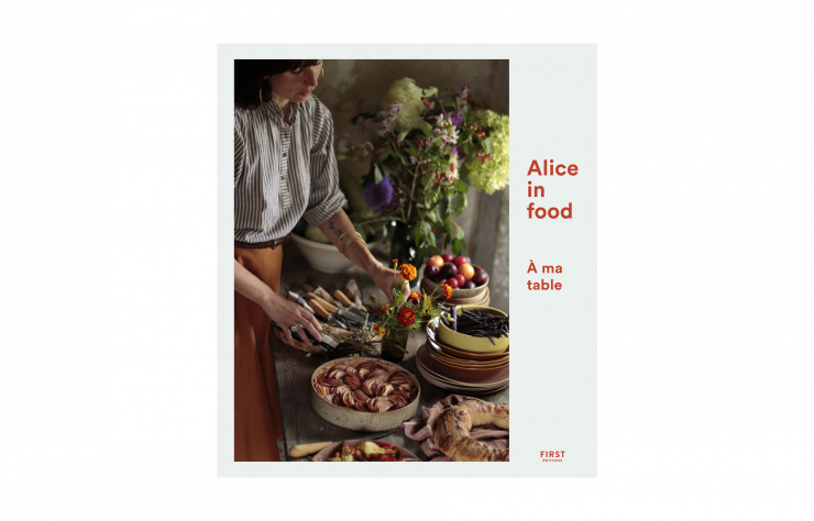 Couverture du livre A ma table par Alice Roca - sélection cadeaux beaux livres de cuisine à offrir pour Noël - IDEAT