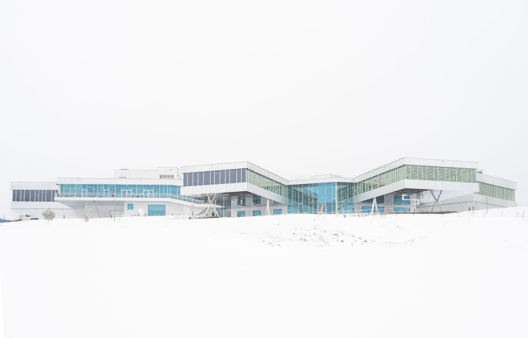 L’agence Kuník de Morsier a imaginé un édifice tout en longueur qui s’adapte à la topographie.