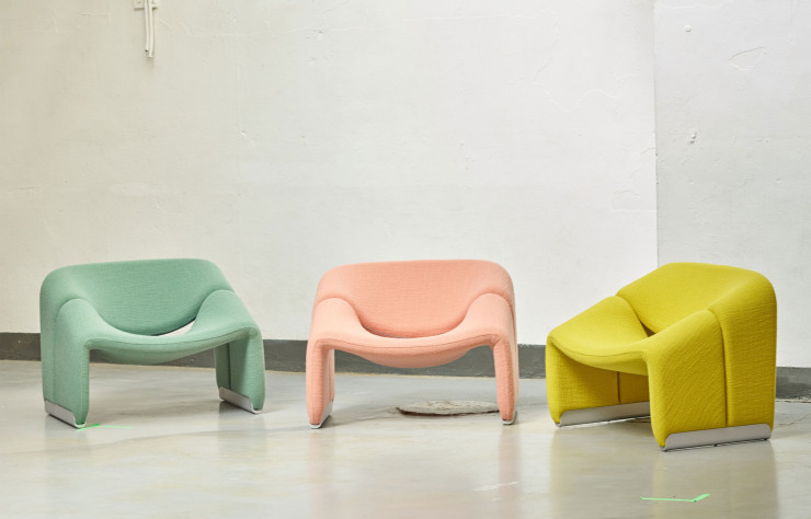 La chaise Groovy, de Pierre Paulin pour Paulin, Paulin, Paulin, est rééditée dans un tissu en laine blanc, jaune, vert ou rose.