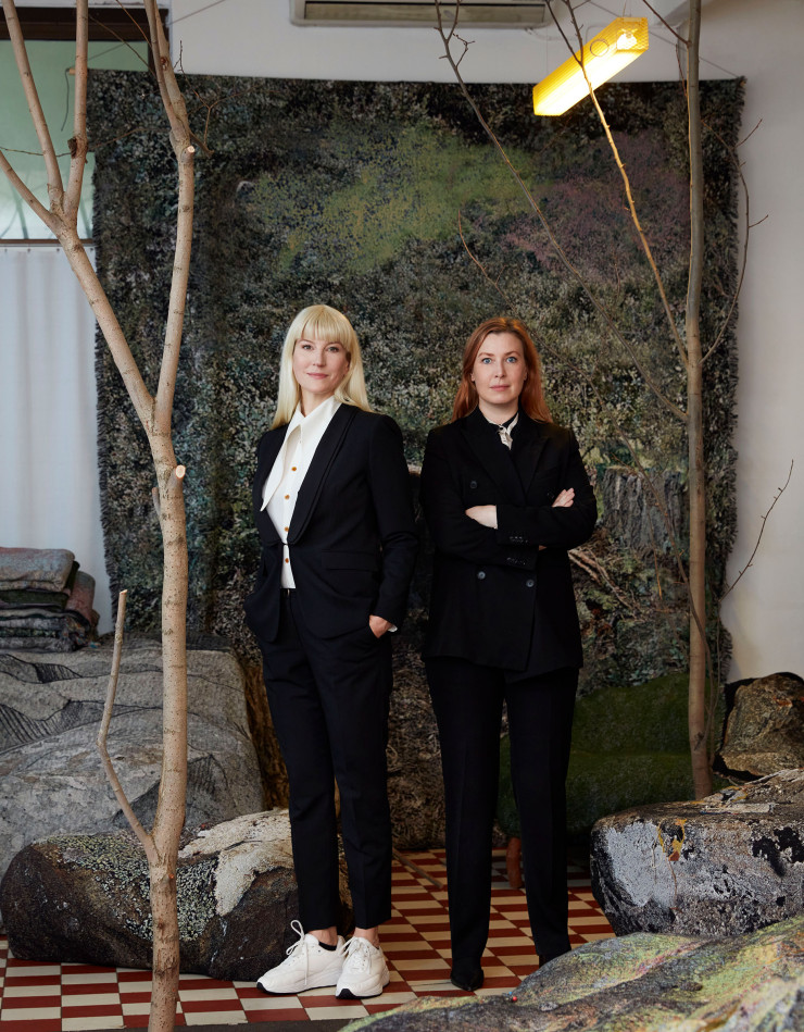 Anna Lindgren et Sofia Lagerkvist, designeuses de Front, invitées d’honneur du Salon de Stockholm. (Photo : Christopher Hunt).