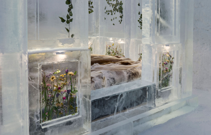 La suite Midsummer Night Dream du duo de designers Bernadotte & Kylberg au célèbre ICE Hotel 365 à  Jukkasjärvi. (DR)