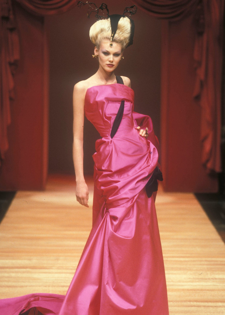 Christian Lacroix, robe, haute couture Automne-Hiver 1997, collection « My House » (collection anniversaire des 10 ans de la maison Lacroix). Archives Christian Lacroix.