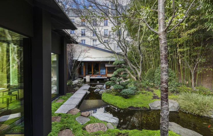 En 2018, la maison a fait objet d’une rénovation de l’architecte Kengo Kuma.