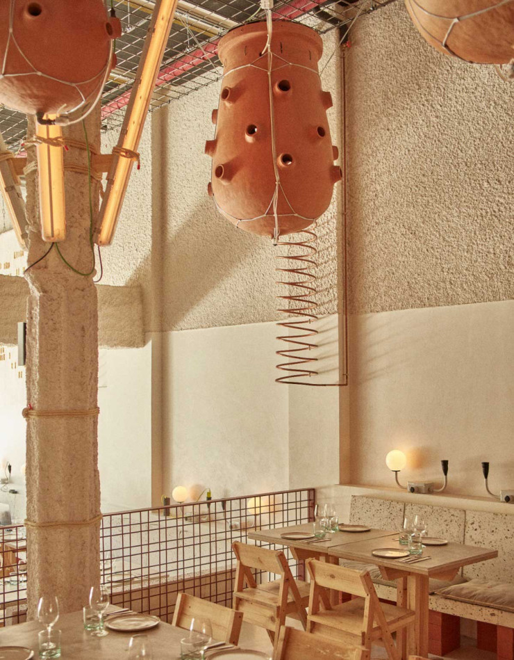 A Madrid, le restaurant Mo de Movimiento a trouvé une alternative efficace et esthétique à la climatisation