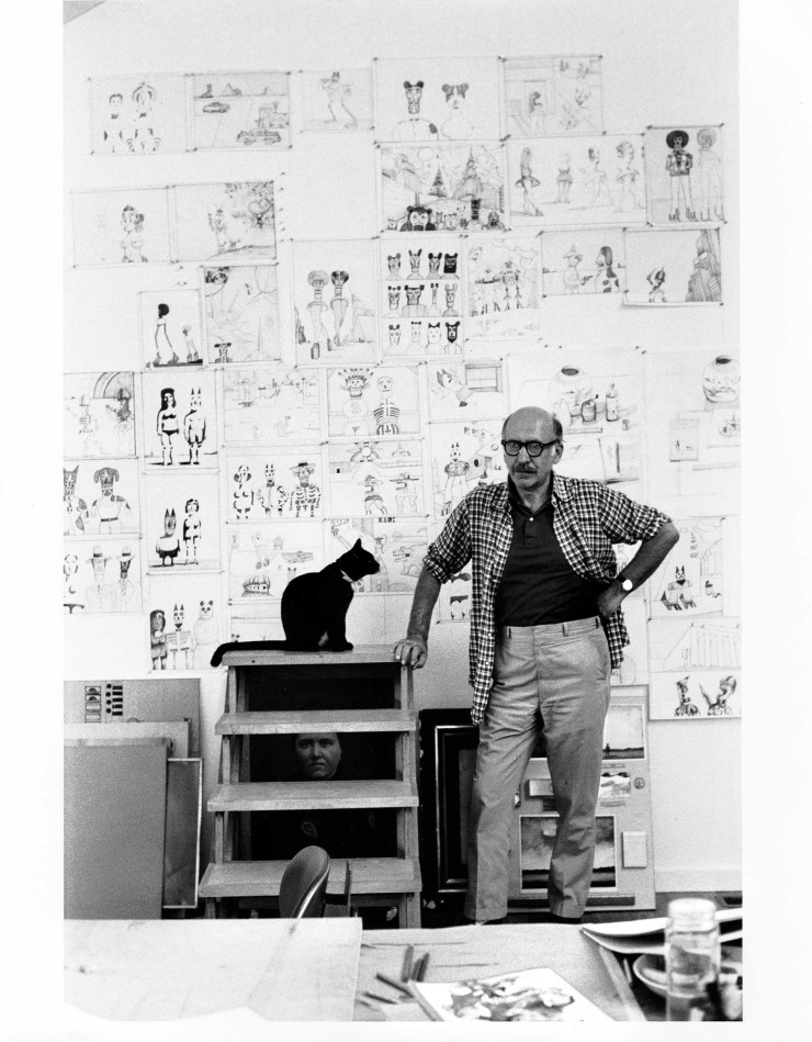 Saul Steinberg et son chat Papoose dans son studio d’Amagansett, Long Island, 1974