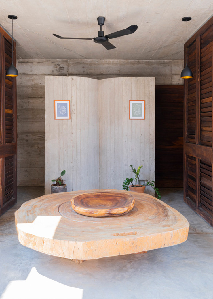 Béton brut et bois sont à l’honneur dans Casa Ollama, le premier des projets de Ludwig Godefroy à Puerto Escondido.