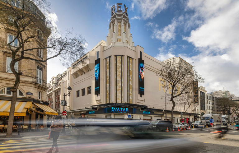 Le mythique cinéma Le Grand Rex fait peau neuve (et fête ses 90 ans!)