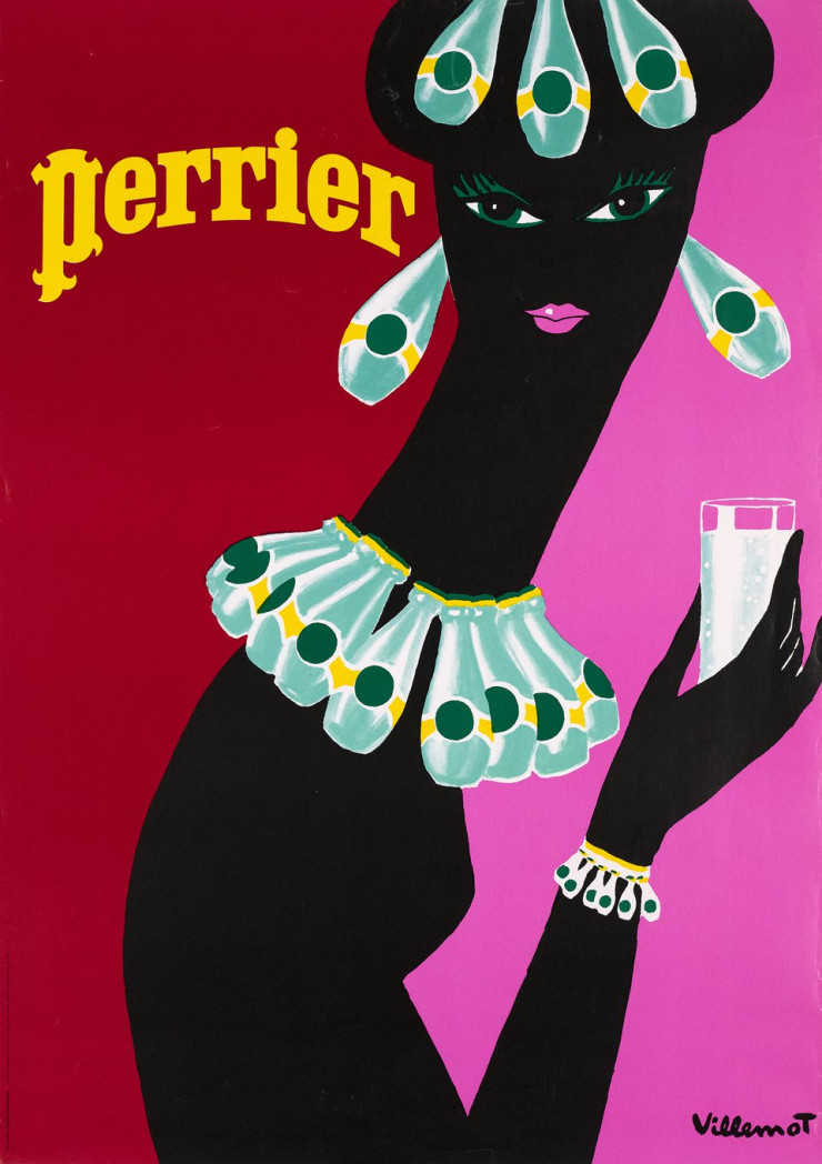 L’affiche de Bernard Villemot « Hommage à Joséphine Baker » (1977) rend hommage à Joséphine Baker et à sa célèbre ceinture, parée pour l’occasion d’une rangée de bouteilles Perrier. © ADAGP, Paris 2023