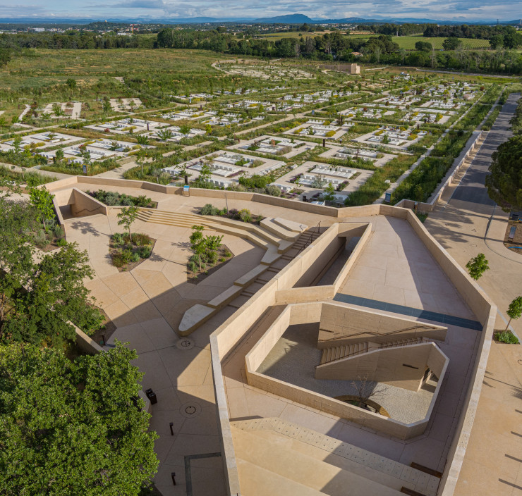 Une vue du cimetière métropolitain de Montpellier, imaginé par l’Agence Traverses. © Claude Cruells