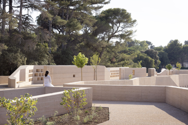 Le cimetière métropolitain de Montpellier a été imaginé comme un parc verdoyant, un lieu de promenade et de recueillement. © MC-Lucat