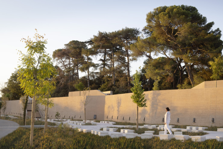 Le cimetière métropolitain de Montpellier est avant tout un cimetière paysager, jouxtant un bois classé. © MC-Lucat