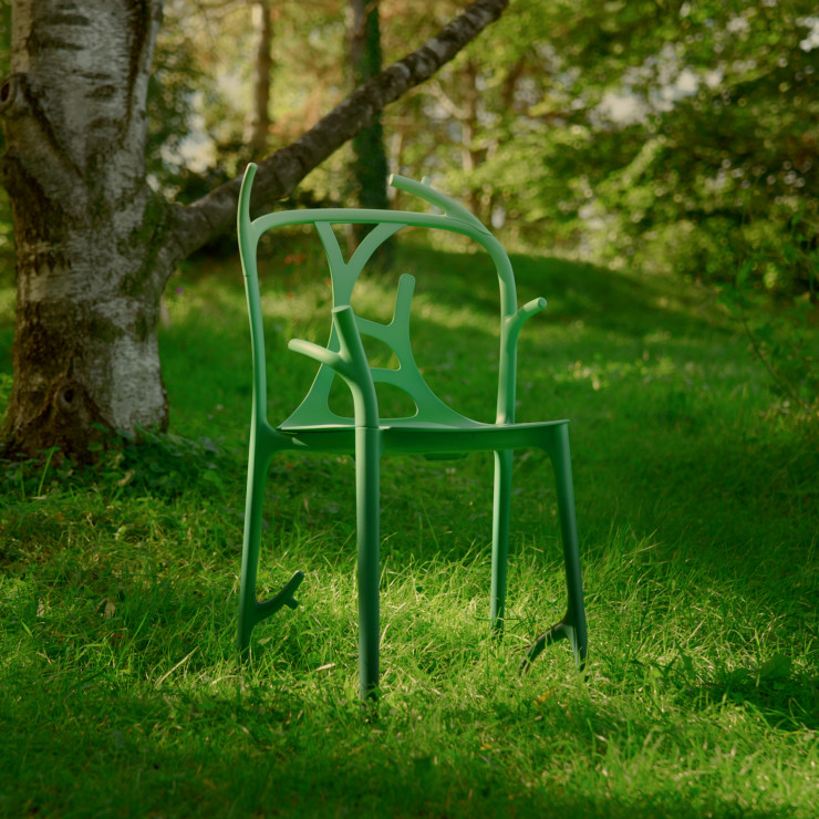 La chaise Phloème de Julien Roos est un éloge à la nature.