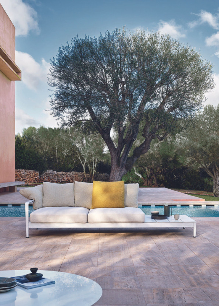Sofa « Lissoni Outdoor Collection ».