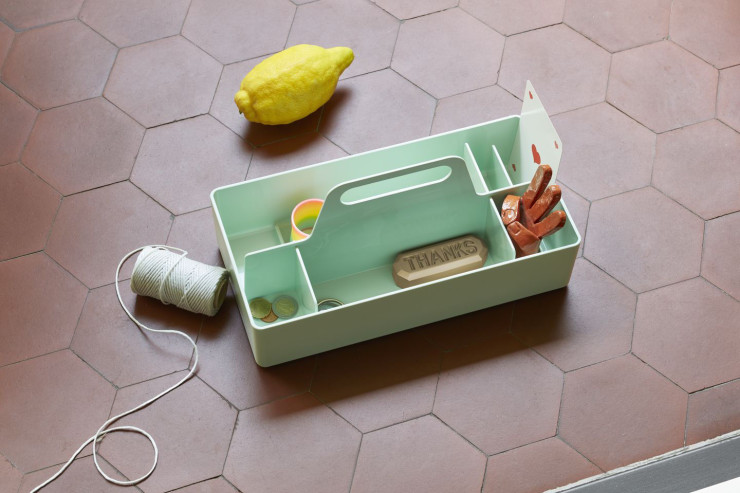 La Toolbox de Vitra : l’objet design incontournable qui revisite la boîte à outil.