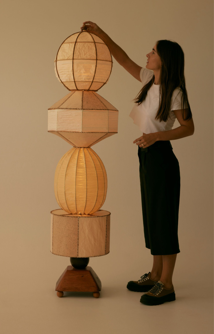 Les lampes modulaires de Lana Launay s’adaptent aux goûts et aux humeurs de chacun.