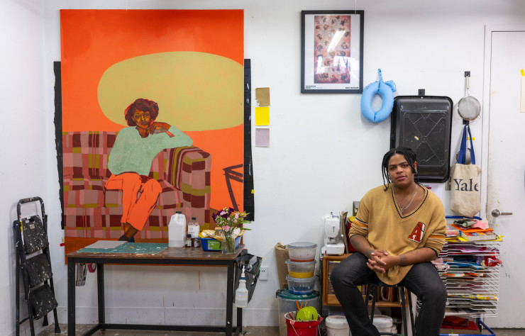 Le peintre Khalif Tahir Thompson dans son studio, à l’université de Yale.