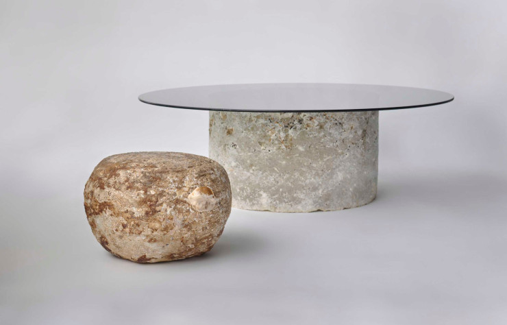 Le studio Klarenbeek&Dros a édité une table et une assise en mycélium.