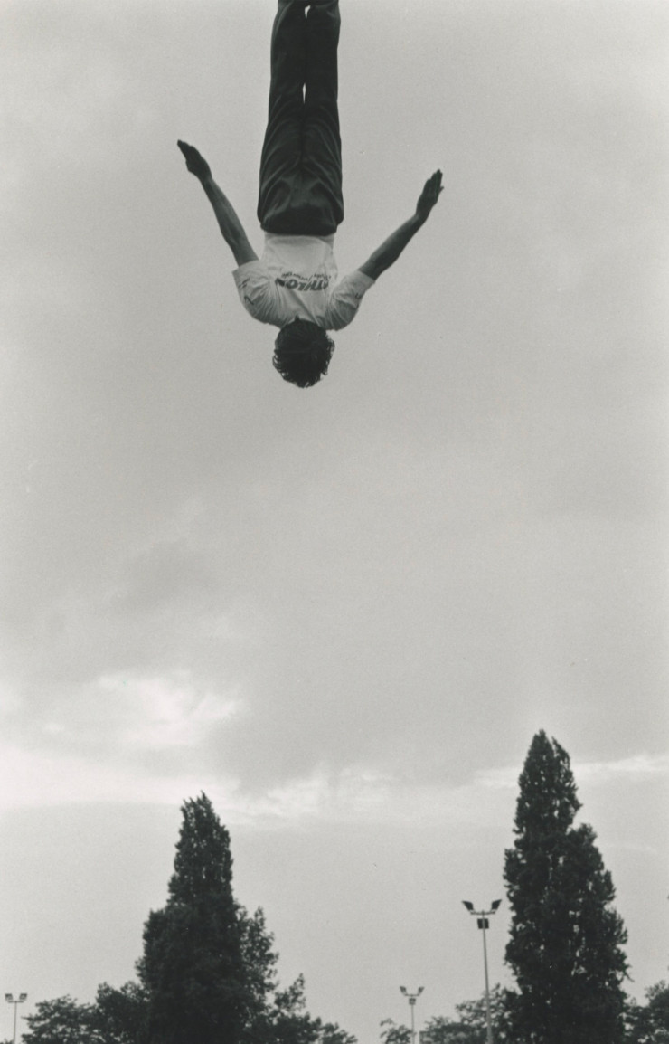 “Meeting d’athlétisme. Le Mois du sport en Seine-Saint-Denis”, Marie-Paule Nègre, 1986. Tirage jet d’encre d’après la numérisation du négatif original. © Donation Marie-Paule Nègre, ministère de la Culture (France), Médiathèque du patrimoine et de la photographie