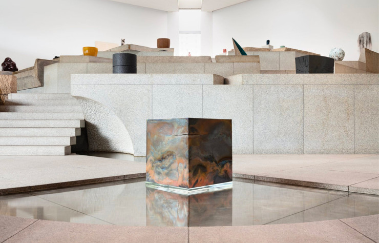 En 2019, le Loewe Foundation Craft Prize avait lieu à Tokyo, au Japon.