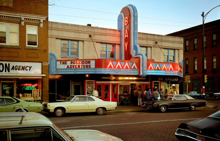 Bay Theatre, Second Street, Ashland, Wisconsin, 9 juillet 1973. « Uncommon Places », 1973-1986.