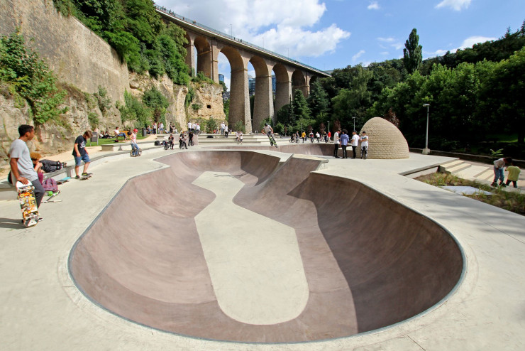 Le Skatepark Péitruss au Luxembourg.