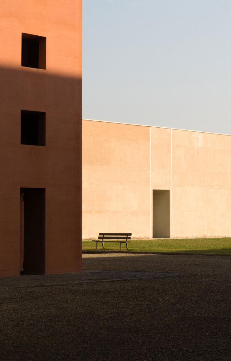 Le cimetière San Cataldo de Modène a été édifié en 1971 par Aldo Rossi.