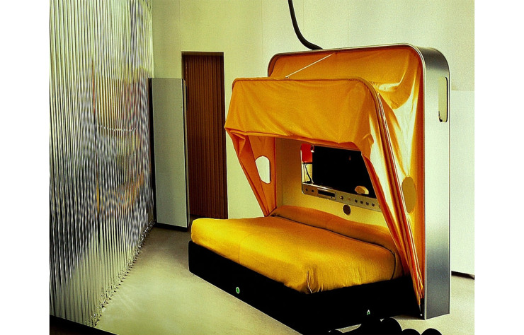 Le « Cabriolet Bed » imaginé par Joe Colombo en 1969.