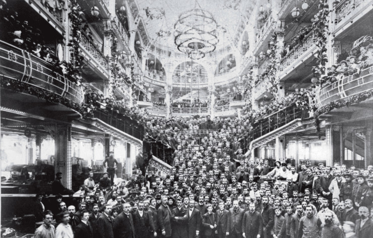 Le personnel du Printemps, Paris vers 1906-1907, Paris, collection Printemps Héritage. © Collection Printemps Héritage 