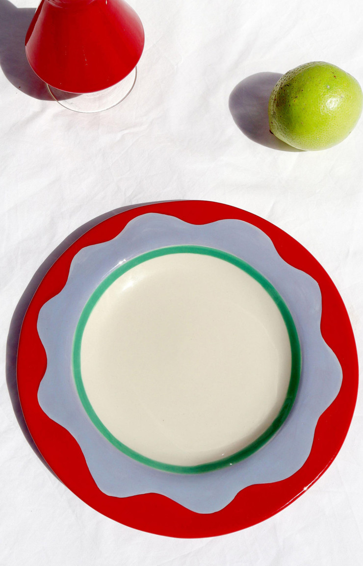 Assiette à dessert Wavy, Laëtitia Rouget, 60€ ici.