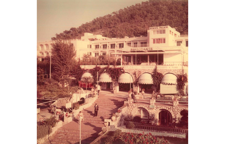 Inauguré en août 1960, le Jumeirah Capri Palace ce nommait au départ l’Europa Palace.