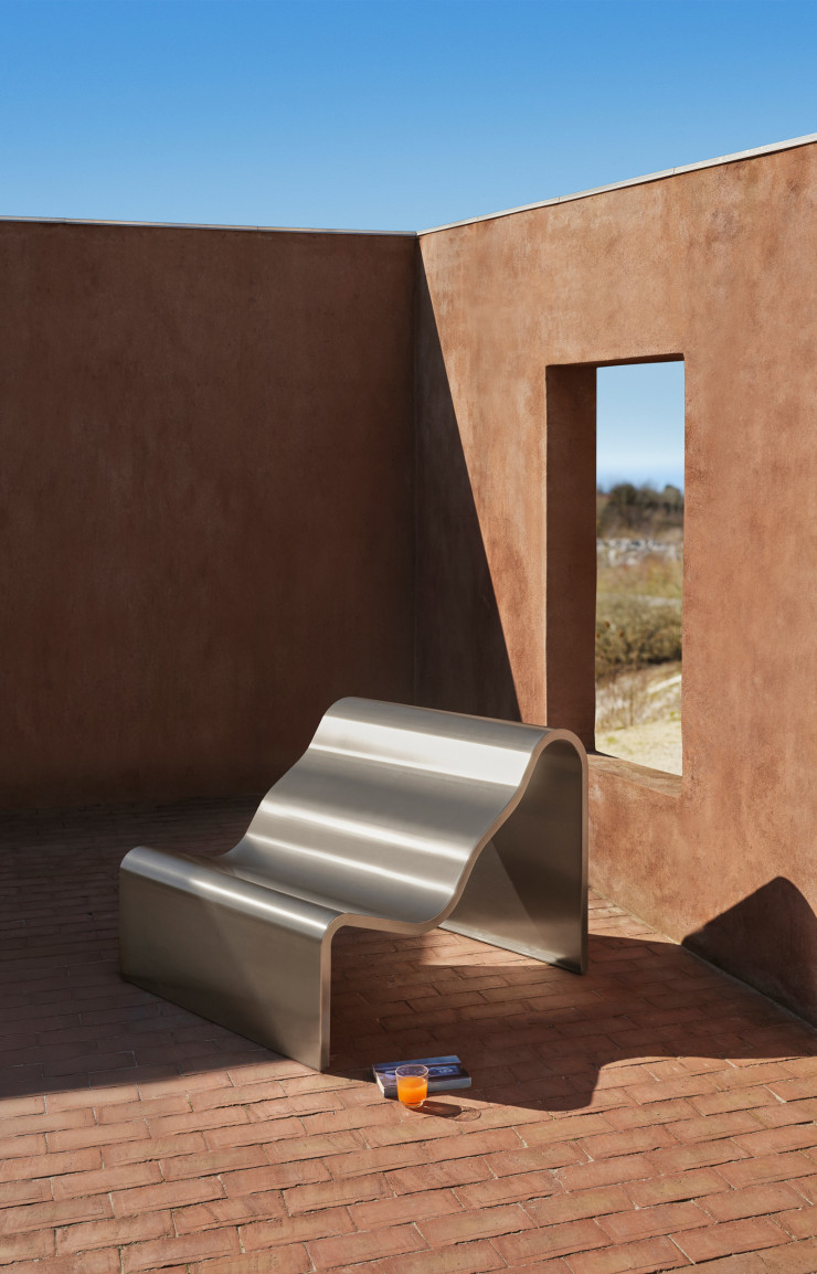 Le Dream View bench de Lise Vester pour Muuto.