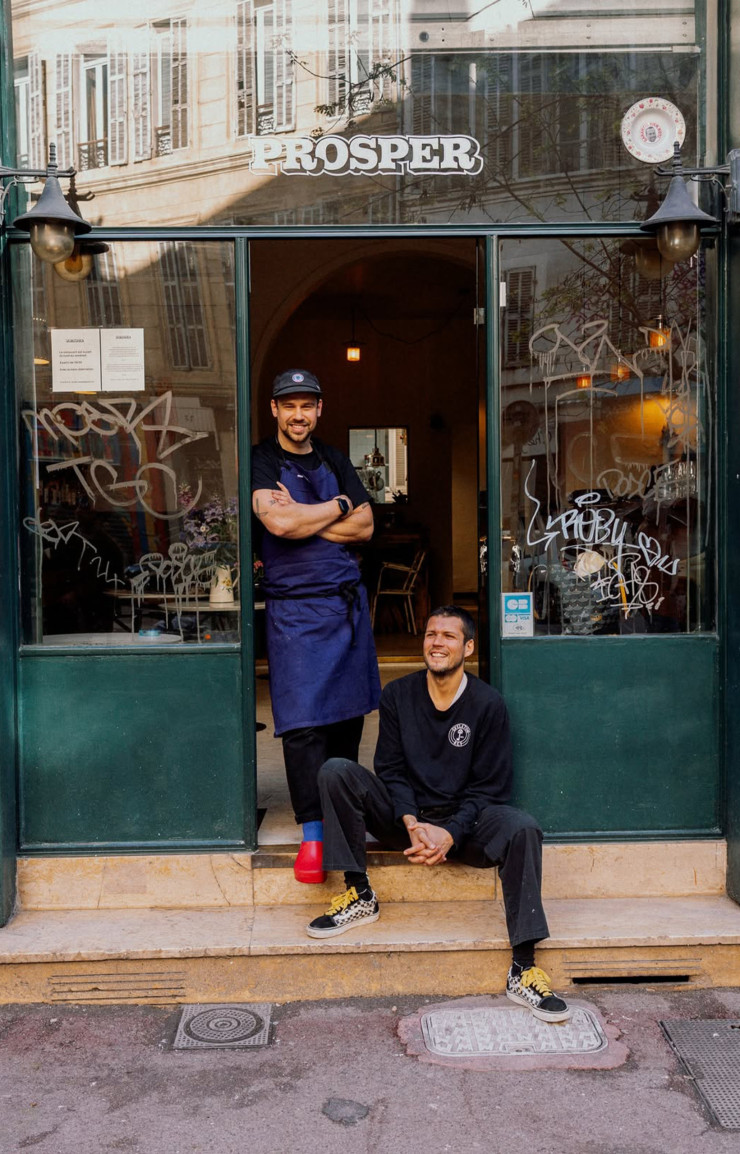Prosper, histoire de bancs