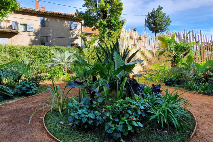 Le jardin Un aperçu de paradis de l’Atelier Biomes.