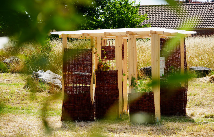 La Cabane vivante de Ronchin met en valeur un matériau local – autre objectif fort de cette manifestation – : l’osier tressé.