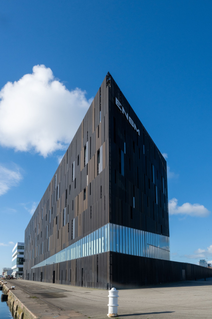 Dans le quartier des Docks, l’École nationale supérieure maritime du Havre (ENSM).