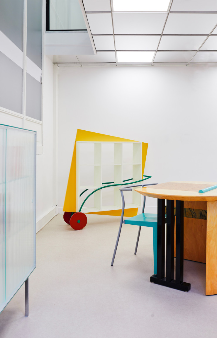 Les bureaux de la start-up Vice Versa, Place St Georges, à Paris, par Uchronia (2022).