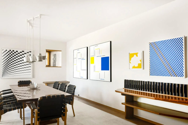 En déambulant dans ces espaces aux influences scandinaves, on est frappé par la douceur et on perçoit les tranches de vie.
