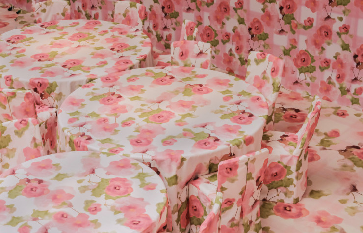 India Mahdavi a imaginé ce décor comme un « hug » textile.