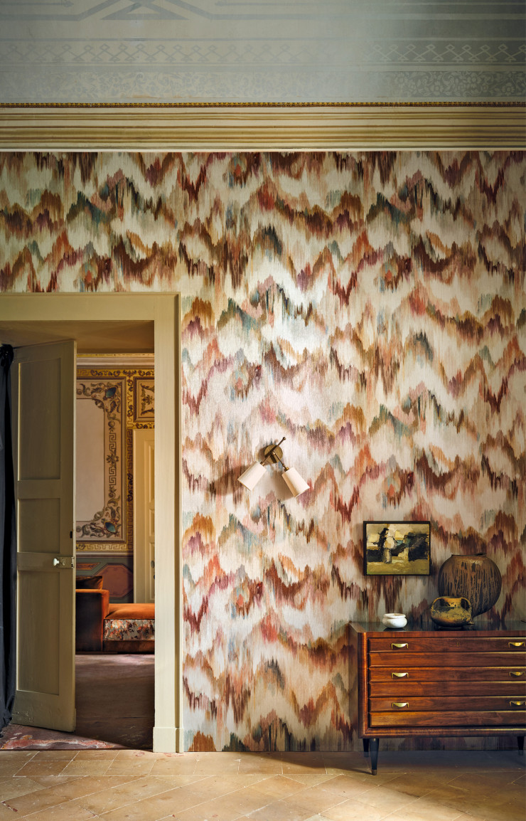 Black Edition dévoile « Istoria », une collection de revêtements muraux hypnotiques.