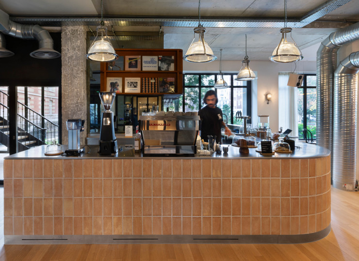 Club de sport La Montgolfiere café